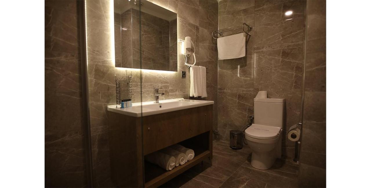 Plaza Hotel İzmir Luaran gambar